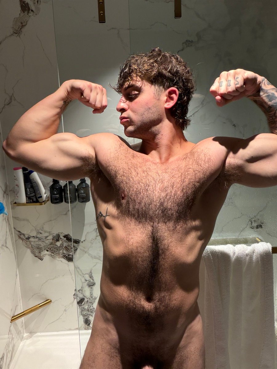 alphavid's tweet photo. Draining queers right now dm me with that wallet wide open https://t.co/yrDX9qhyOG