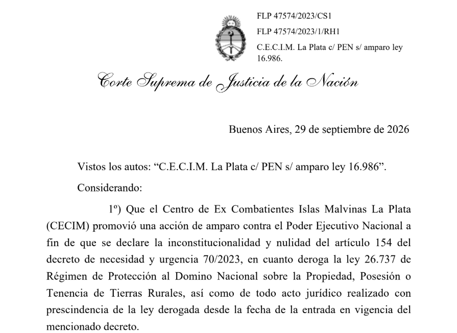 mariano_bar's tweet photo. La Corte Suprema rechazó la demanda del CECIM contra el DNU 70/2023 por la extranjerización de tierras. Es por una "cuestión técnica" (falta de legitimación) sin definir el fondo. Pero me parece que había que dar más explicaciones abajo del disfraz de la inocuidad procesal. https://t.co/e5R2mibZyu