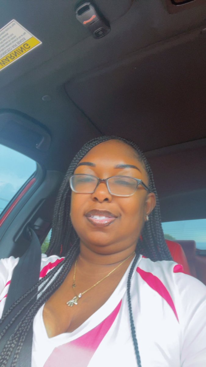 NyiBreMack's tweet photo. A WOMAN….nuff said💅🏾 ✨ https://t.co/DnV3RdWZha