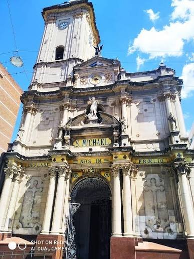 DerechaHippie's tweet photo. Hoy, día de San Miguel Arcángel, les recuerdo lo linda que es la iglesia erigida en su honor en la ciudad de Buenos Aires.

Era más linda pero los peronistas la prendieron fuego en 1955 y recién hace pocos años terminaron de refaccionarla https://t.co/pPqhDWwGev