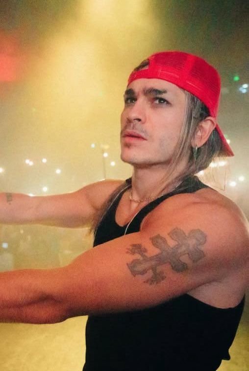 solvoragine_'s tweet photo. Como vas a tener ese PEDAZO DE ROSTRO??!!!!
Estoy condenada a estar enamorada para toda la vida https://t.co/4I3BR6ST4w