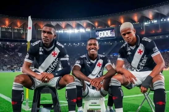caiao23's tweet photo. @maracana Obrigado pelo serviço, Flu! https://t.co/0uJwZtiHkI