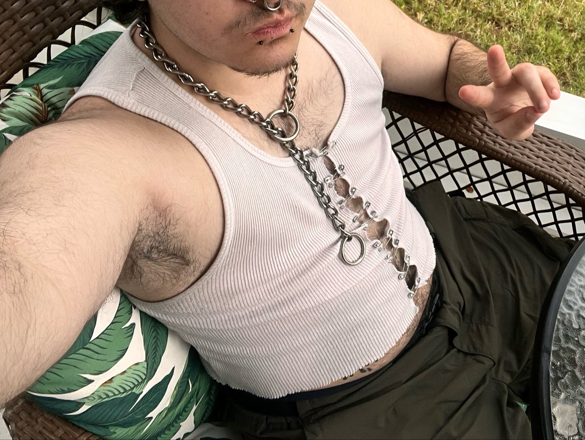 w0nkymutt's tweet photo. i wanna drain a big gross loser!!! i can’t get over the feeling of power i get- making someone send me their paycheck bc it’s just feels so good to relapse on such a pretty puppy :(

#findom #paypig #cashfag #humanatm https://t.co/IFgEh9APVv