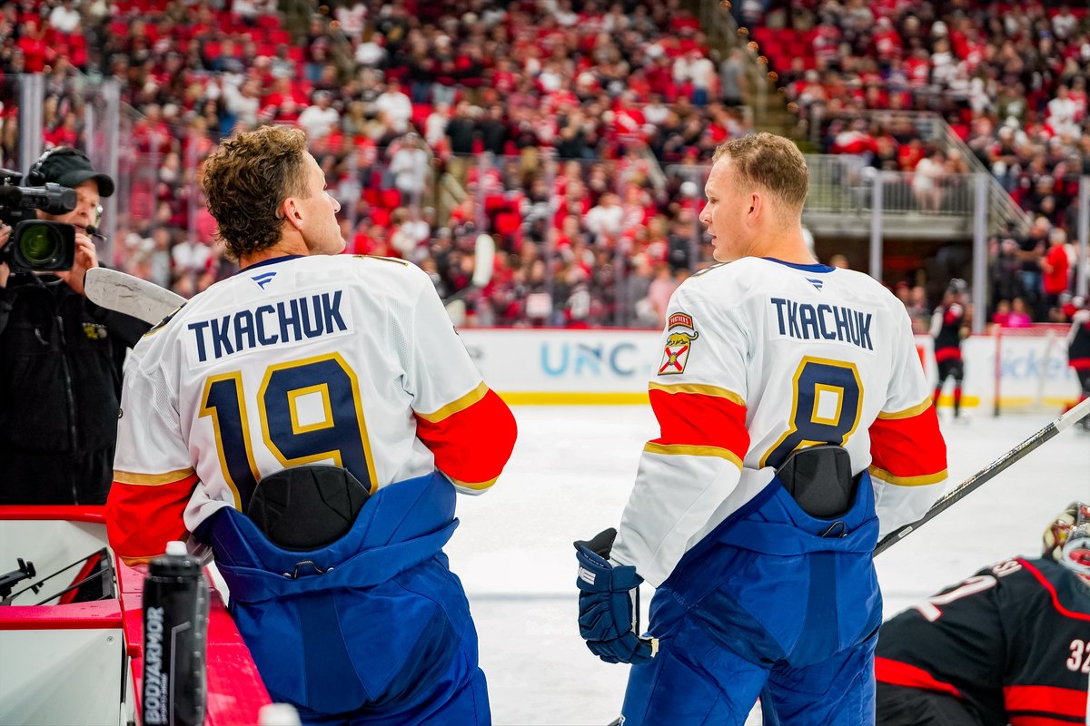 Tkachuk² 🫡 #NHLFaceOff

📺: @​espn ➡️ <https://t.co/ABiQF8Qh5o> 
 [📷](https://pbs.twimg.com/media/HTaaY_qbYAAgVwj.jpg) https://pbs.twimg.com/media/HTaaY_qbYAA