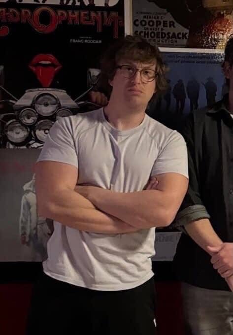 dynamitebarrk's tweet photo. i see this picture and immediately start getting lightheaded and dizzy matt johnson i need you matt joh https://t.co/7gEmJLJaJy