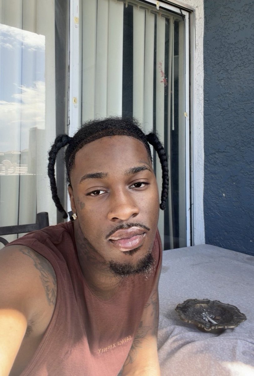 whoiskeyonte's tweet photo. This is how I feel right now 😭😭 https://t.co/ffh36lS24r