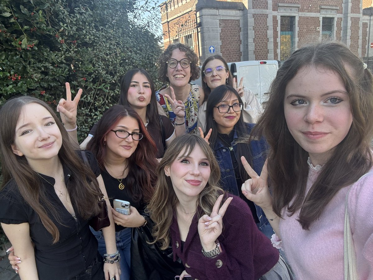kinberlli28's tweet photo. You were so kind and amazing girls
✨️✨️🌸🌸
We all came with love to support Namping ✨️✨️ 
So happy to meet youu.☺️💫
@yara_vntm @felicie_duj
@havanahh_ohnana 
@noonelikethomas @JoDeBock
@Ariaddan @vminlou 

#NampingxDelvaux #NampingStarInBrussels
#Delvaux  #nampingster https://t.co/1BAOf6XcEf