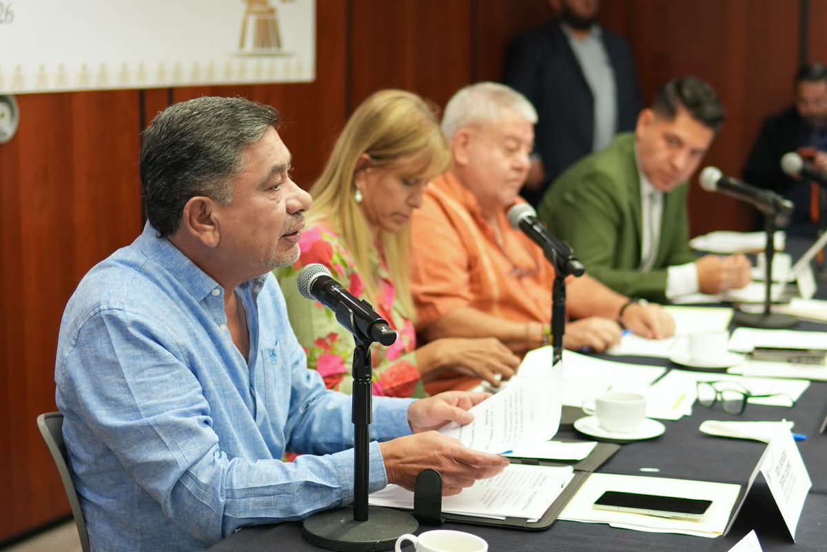 homerodav's tweet photo. En Comisiones Unidas avanzamos en el análisis de nuevas reglas para fortalecer el bienestar, cuidado y protección de los animales. Una legislación que reconoce que son seres sintientes y promueve un trato digno, responsable y respetuoso. #VamosAdelante https://t.co/lasswEQGeE