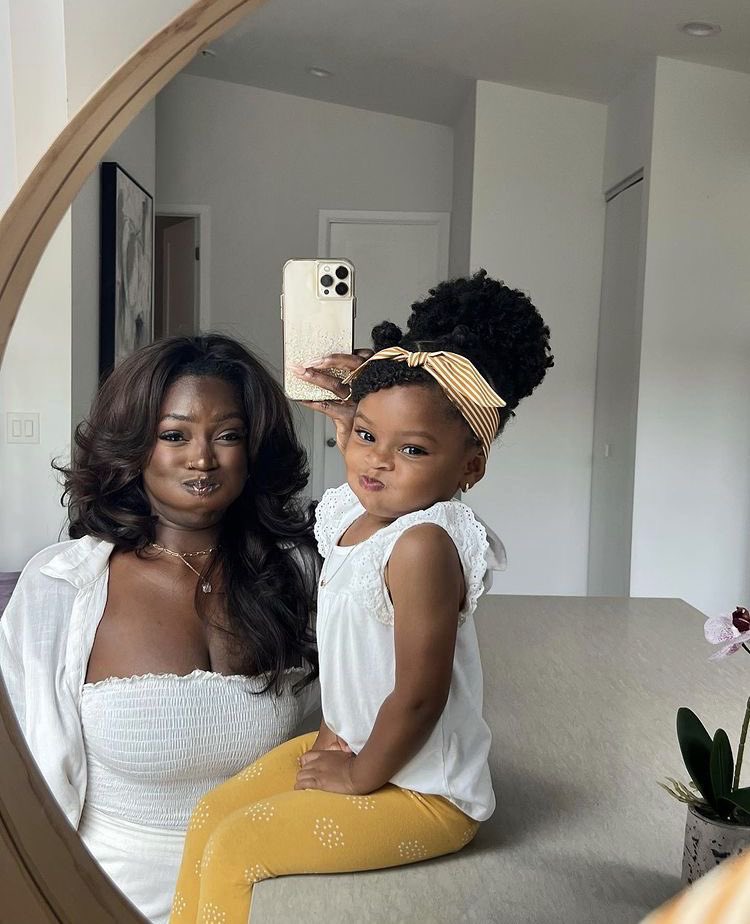 ComfortLolaa's tweet photo. It’s beautiful when you can see a version of yourself in a little human that you bore. 🥺❤️ Moments like this make life worth living. https://t.co/4cNYtTvIQo