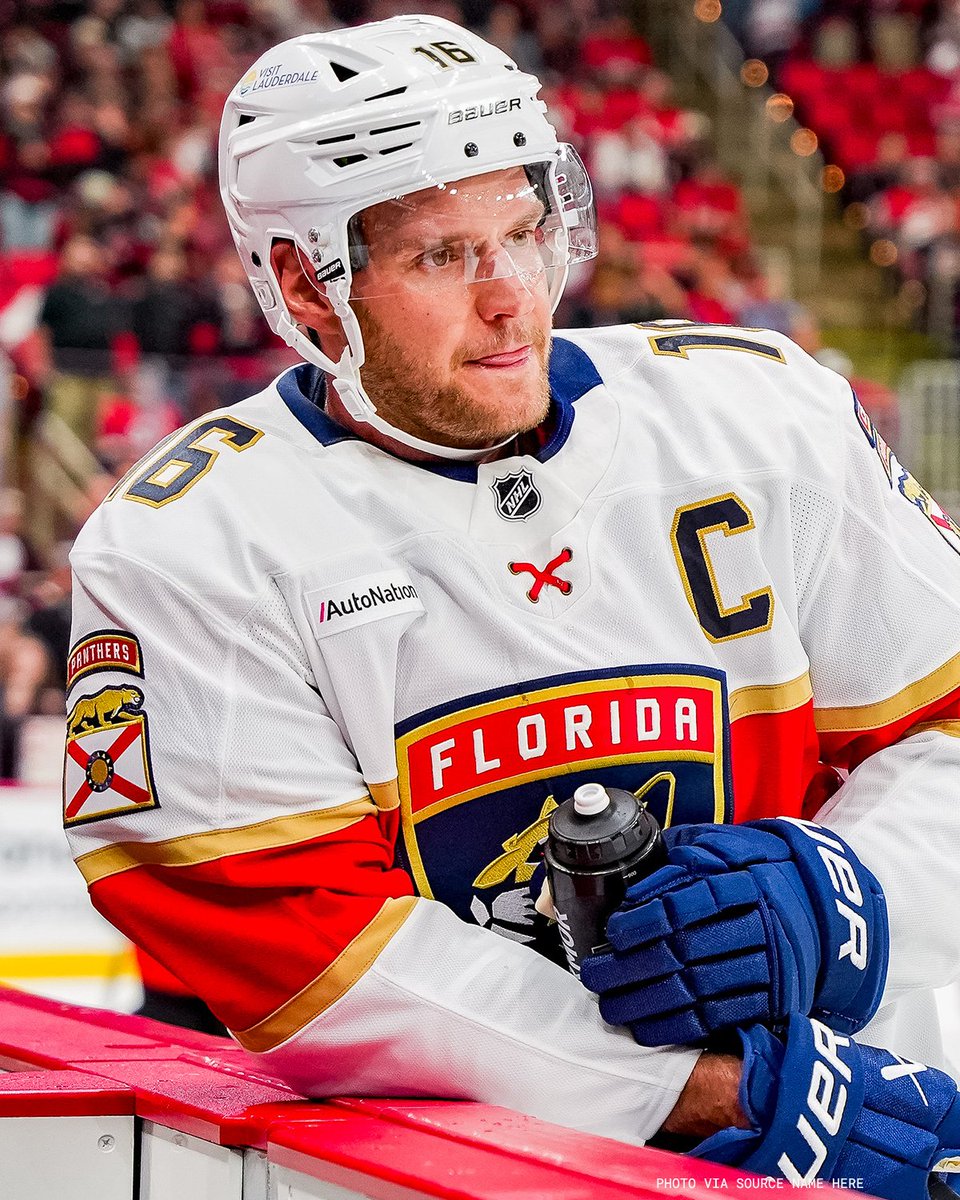 Aleksander Barkov is SO BACK 😼 #NHLFaceOff

📺: @​espn ➡️ <https://t.co/ABiQF8Qh5o> 
 [📷](https://pbs.twimg.com/media/HTab_T5acAAYLf_.jpg) https://pbs.twimg.c