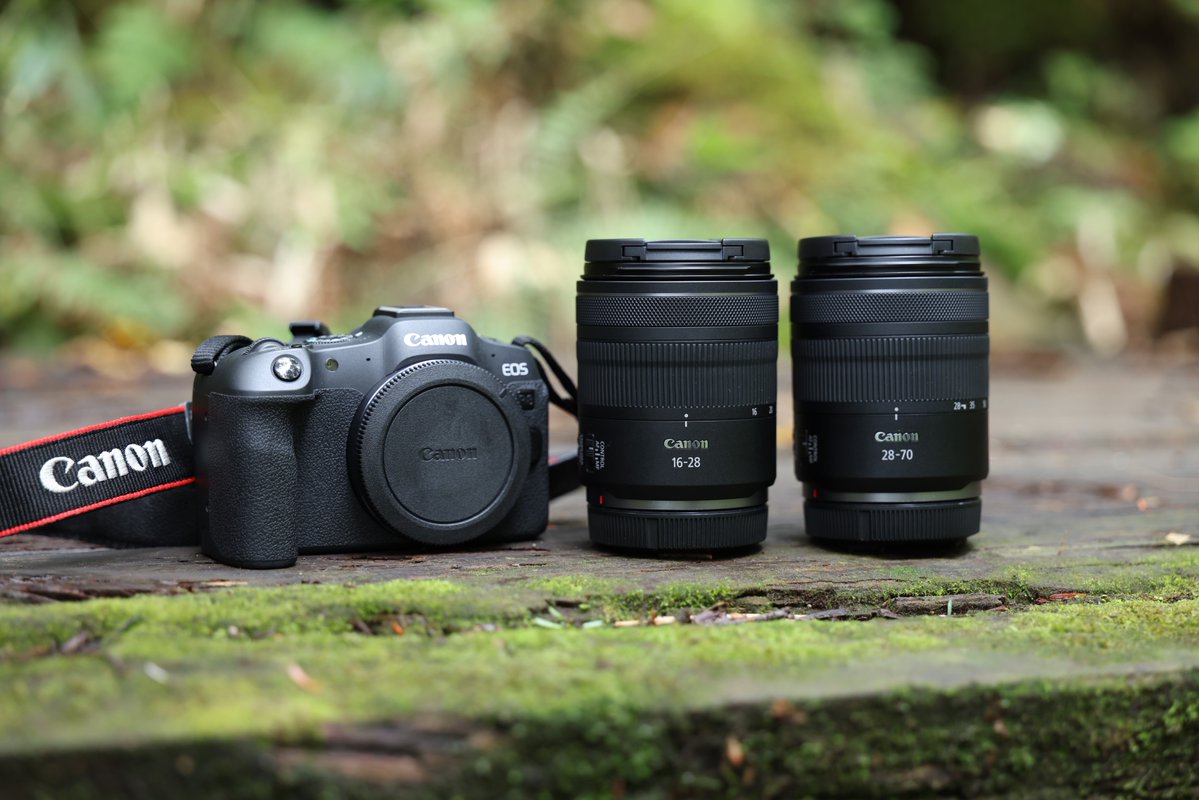 CanonUSA's tweet photo. While Canon’s RF24-105mm and 70-200mm F2.8s are considered core workhorses by production teams, many also rely on the smaller, lighter 16-28mm and 28-70mm F2.8 lenses for B-roll and location footage.

Which lens is right for you? https://t.co/C5q05TZGyT https://t.co/DCCVH1nhxx