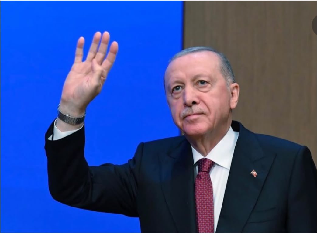 akkdn_osmaniye's tweet photo. 📍 Ankara

Cumhurbaşkanımız ve Genel Başkanımız Sayın Recep Tayyip Erdoğan’ın liderliğinde, 182. Genişletilmiş İl Başkanları Toplantımızı gerçekleştirdik. https://t.co/fT20SO8u5X