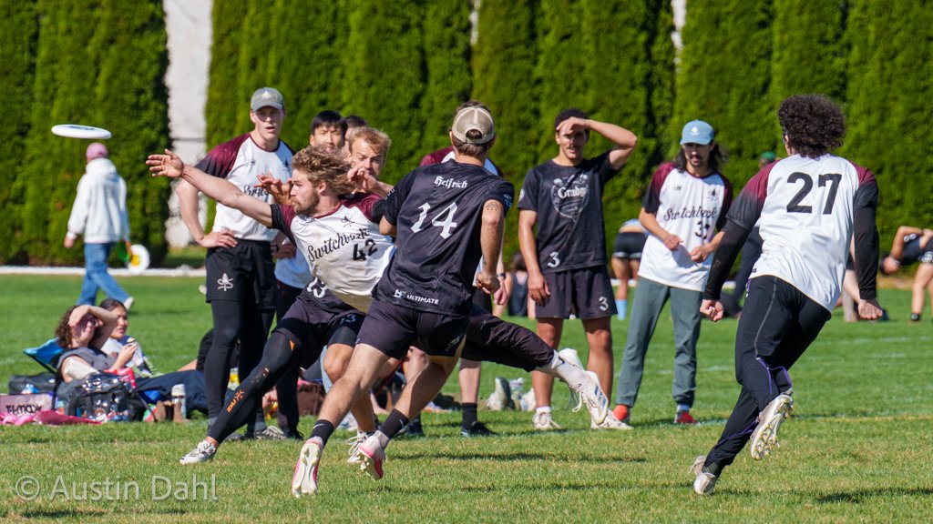 austindahl's tweet photo. Pics of @Switchback_Ulti vs Grudge at regionals on Saturday. More at: https://t.co/xE4sUNFDvd
#ultimate #frisbee @USAUltimate https://t.co/xKjtmLafFQ
