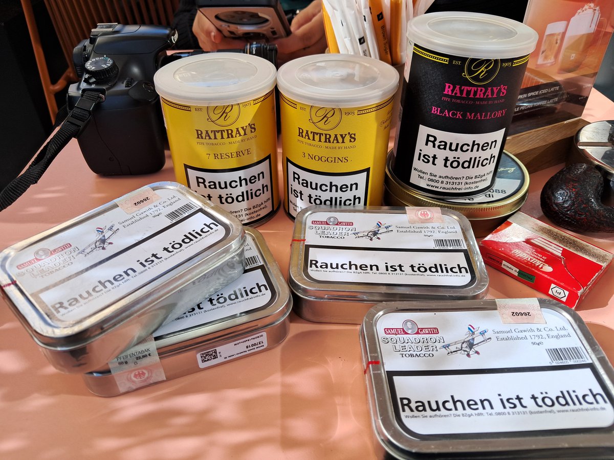SimoneBALLO2's tweet photo. Weekend in munich.Sightseeing the City, Oktoberfest ....and good stock done! https://t.co/lORe7ua5Ax