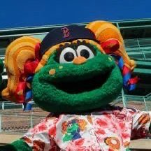 THEMrsMetBurner's tweet photo. RED SOX NATION LETS RIDE #GoSox https://t.co/zDZf0Hk2uk