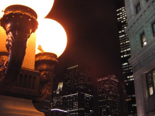 OldInternetFeel's tweet photo. I'm realizing that with the generalization of LED public lights, nights are not "orange" anymore, it s becoming a generational touchstone

like in the future movie will show orange lights and we'll immediately know the film takes place in the 2000s https://t.co/lSmswNs5SG