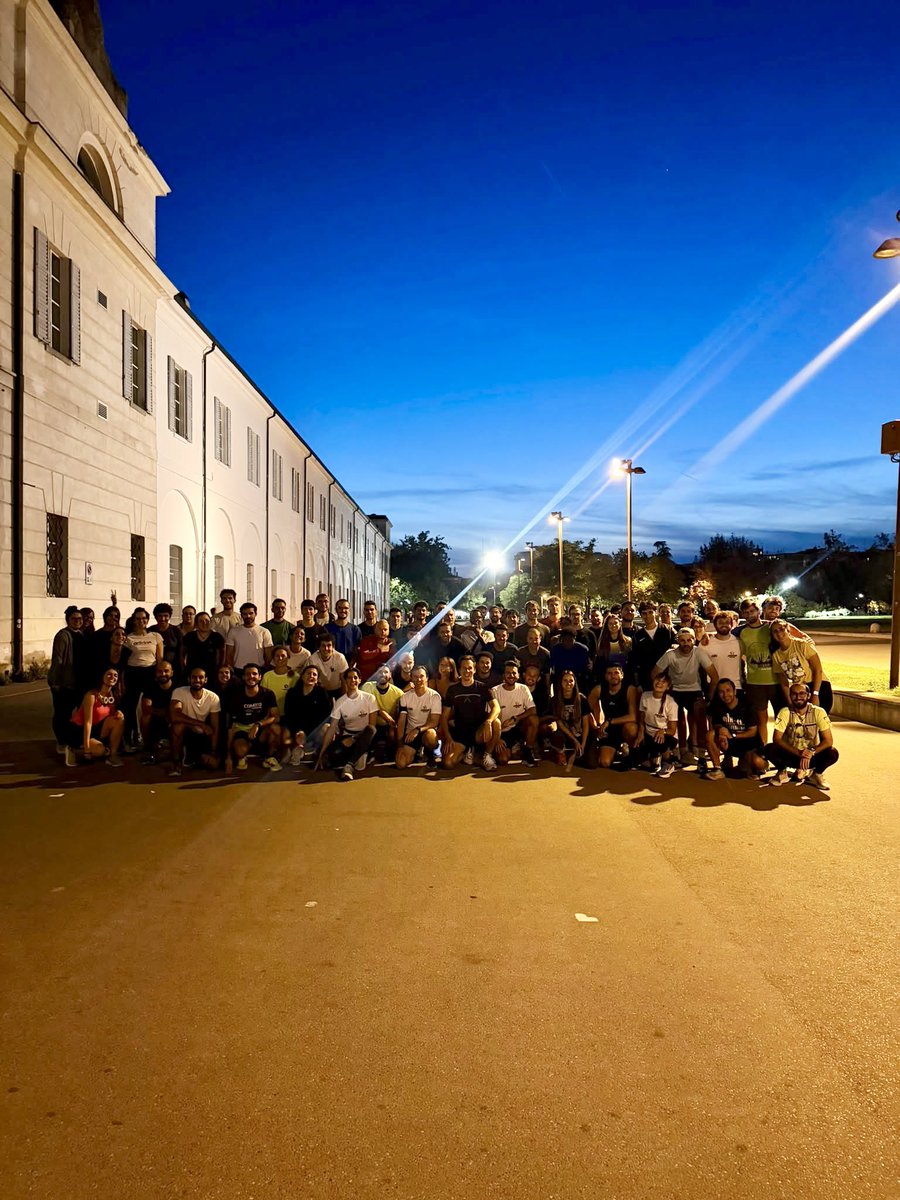 mattiamucci's tweet photo. #CORREMO Tuesday #Run
#Modena #CorremoRunClub #RunClub #RunClubModena #Running #Corsa #ModenaCentro #Motivation #SocialRun https://t.co/jFS0TbWKDk
