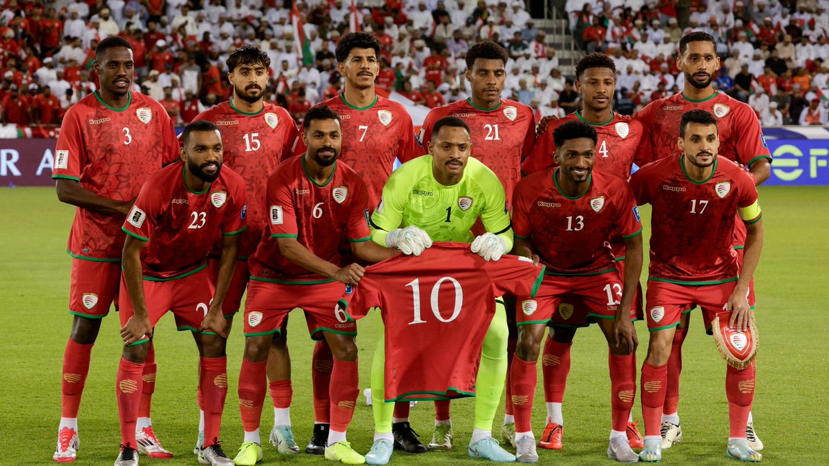 umtikrit's tweet photo. عاجل : المنتخب العماني وبشكل رسمي يتأهل إلى الدور نصف النهائي على حساب المنتخب العراقي بعد سحب القرعة.

ألف مبارك لأشقائنا في سلطنة عُمان 🇴🇲. https://t.co/HqOlfZZWgj