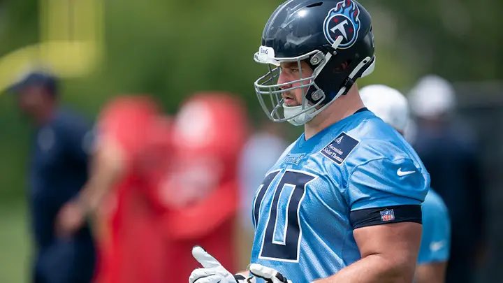 IKE_Packers's tweet photo. Packers bring in Kevin Zeitler for a visit👀 https://t.co/RPuqny7zha