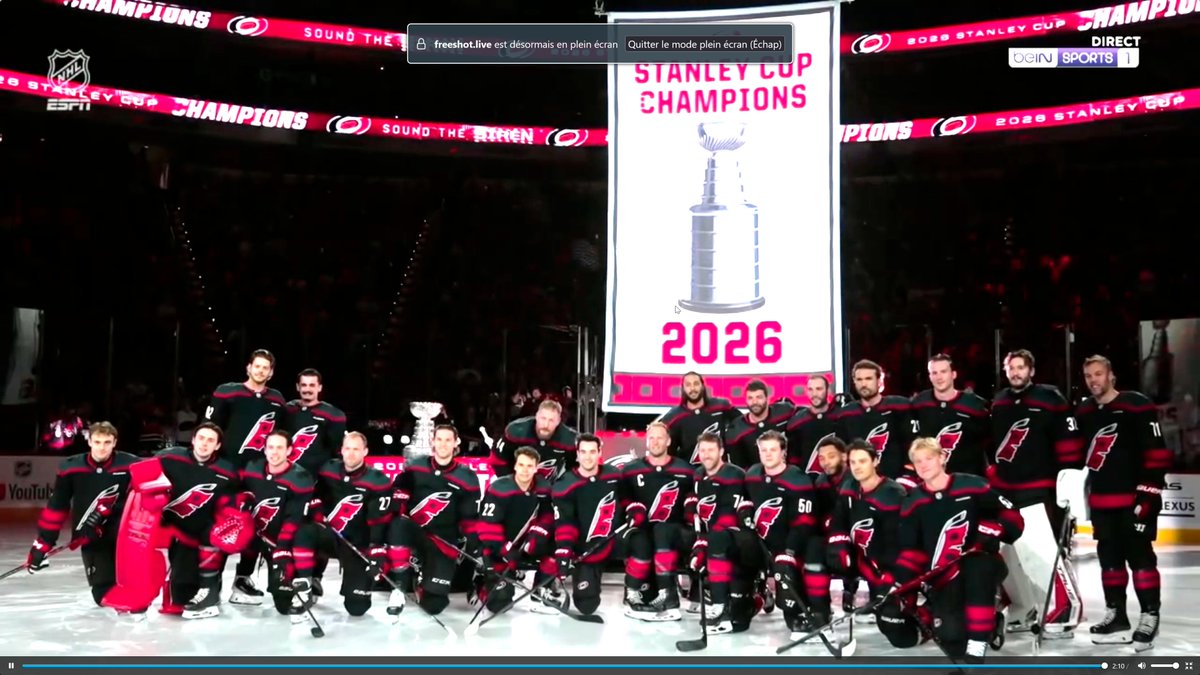 Noctciis's tweet photo. Ça célèbre les Champions 2026 a Raleigh 
#nhl #openernight https://t.co/FPjM7VC7Ti