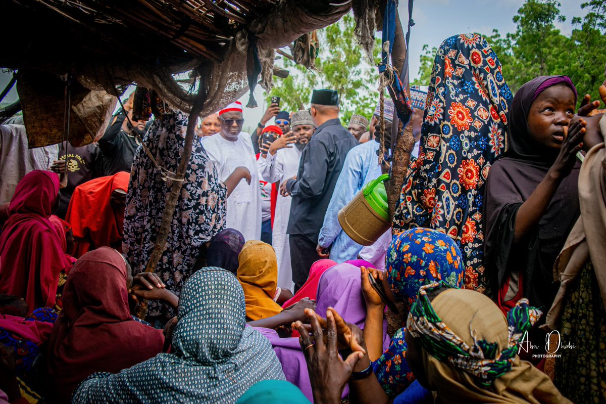 DrshamsuddeenA's tweet photo. After a day and half of meetings with people, @PeterObi and @KwankwasoRM They went straight to the IDP camp.
The visit showed clear signal that security comes first. His Excellency @PeterObi used the opportunity to demonstrate his readiness to prioritise the safety of every Nigerian. He didn’t just listen he made a firm promise: work to return all IDPs in Sokoto to their homes and create real economic opportunities so people can stand on their own and the country can remain safe and secure.
This is what leadership looks like when it is serious. Not empty talk. Not flying in for headlines. Actual presence among the displaced, and a clear plan to restore dignity, safety, and livelihood.

Sokoto saw it. The IDPs felt it. Nigeria should take note.