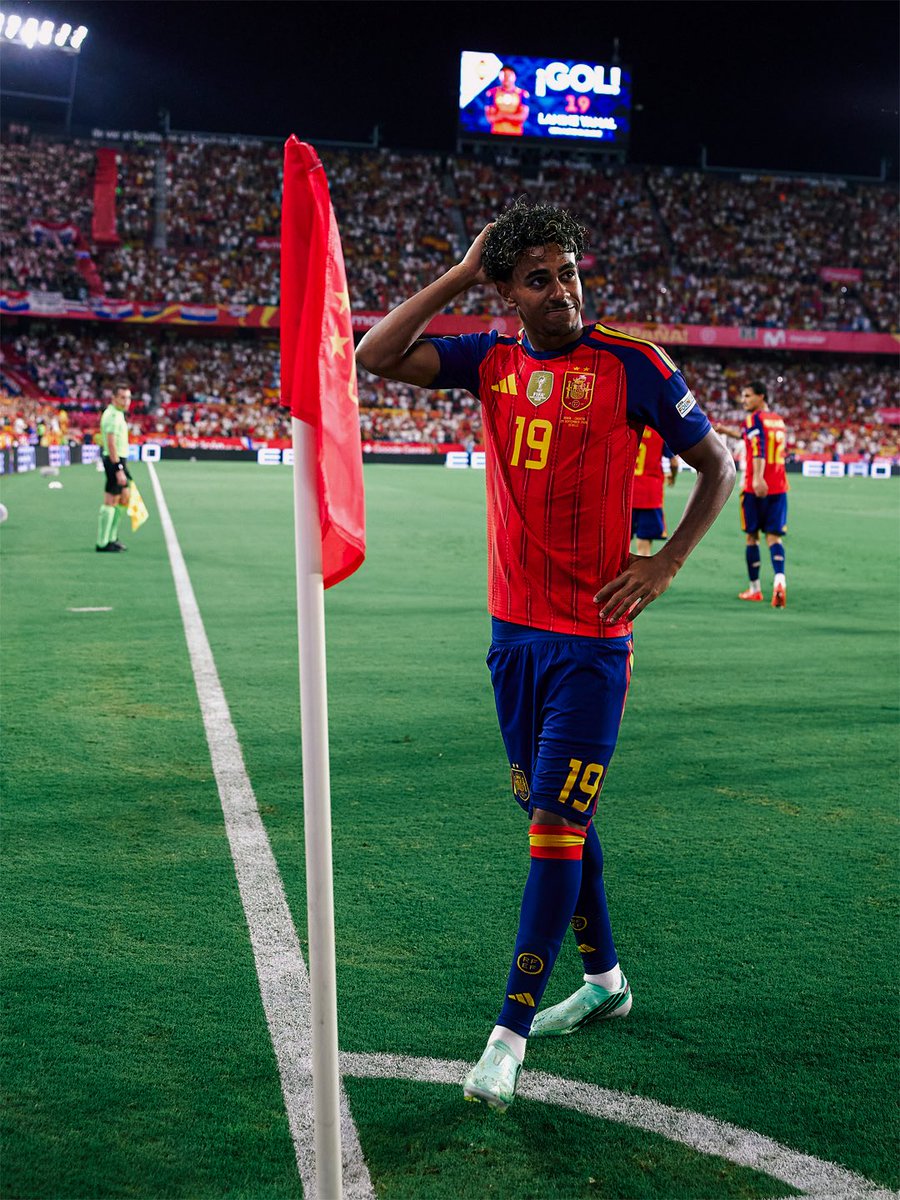 FIFAWorldCup's tweet photo. LY 💫

#FIFAWorldCup https://t.co/dxkFcxzrrf