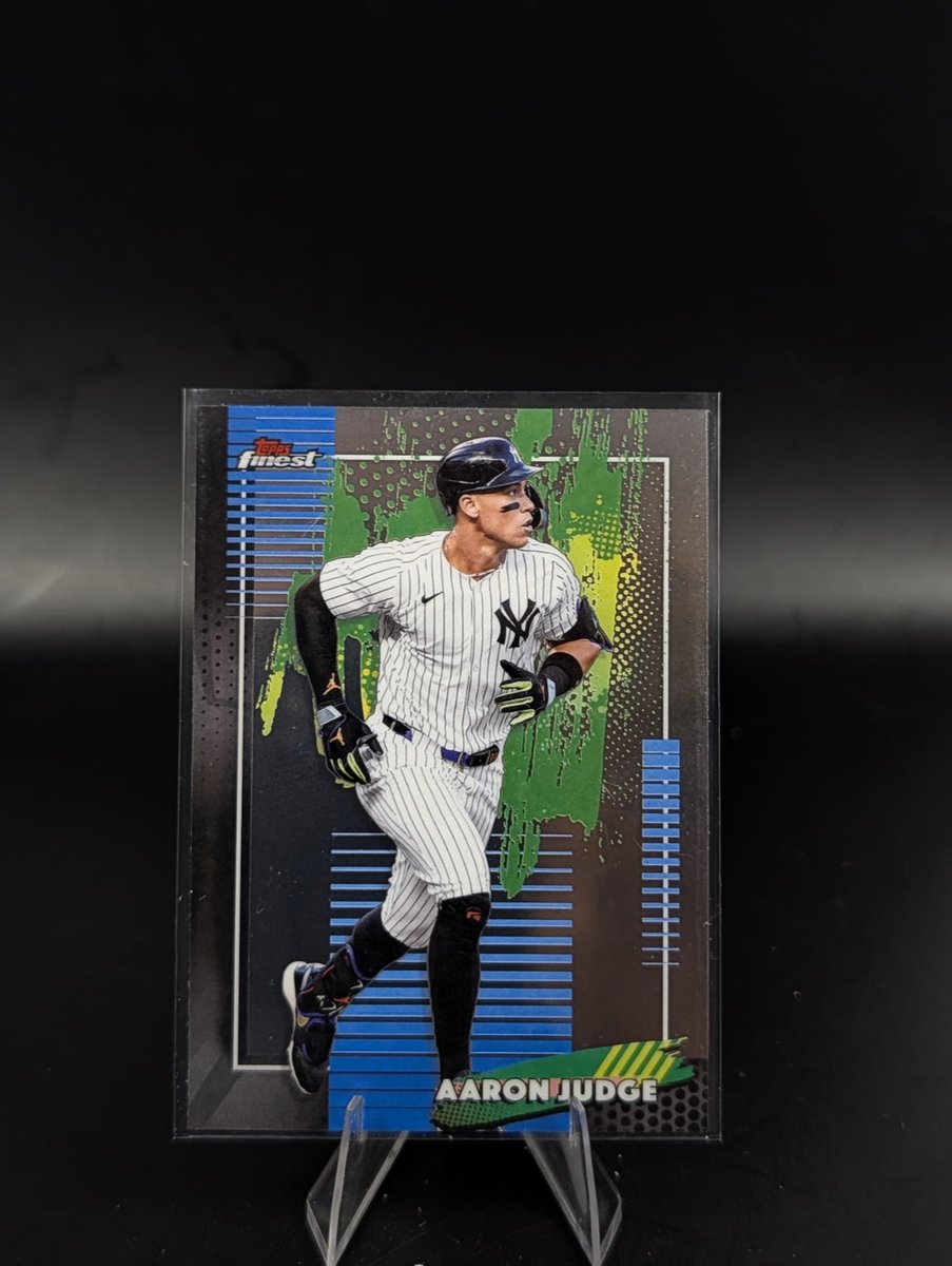 HarpoonHobbyCo's tweet photo. ⚾ Aaron Judge just dropped — 2026 Topps Finest #99 Common

IG: https://t.co/AMMzxWFLB9
Live drops: https://t.co/10EgnBl3nV

#AaronJudge #NewYorkYankees #Yankees #ToppsFinest #BaseballCards #TheHobby https://t.co/Mch1MknA9z