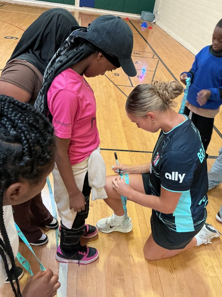 KCPS_Garfield's tweet photo. KC Current teamed up with Garfield Elementary School earlier this month to promote Soccer at Schools. One lucky class got to listen to a player read her debut children's book! #destinationexcellence #kcbaby #kccurrent https://t.co/KuWdR8cJ8Q