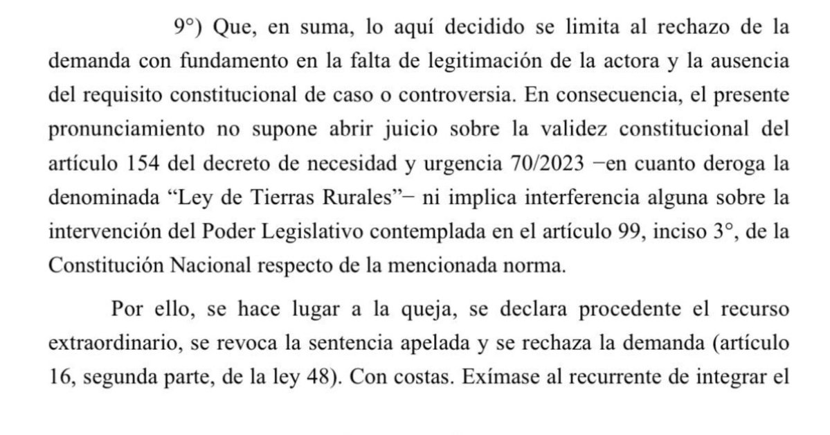 MiniNestor's tweet photo. 🚨 LA CORTE HABILITÓ LA COMPRA DE TIERRAS RURALES A LOS EXTRANJEROS SIN LÍMITE.
Revocó una sentencia que declaraba inconstitucional la derogación de la Ley de Tierras, en el artículo 154 del DNU 70/23.
El 6 de agosto el pueblo marchó por esta ley. Habrá que marchar a Tribunales‼️ https://t.co/BlABdxOGEk