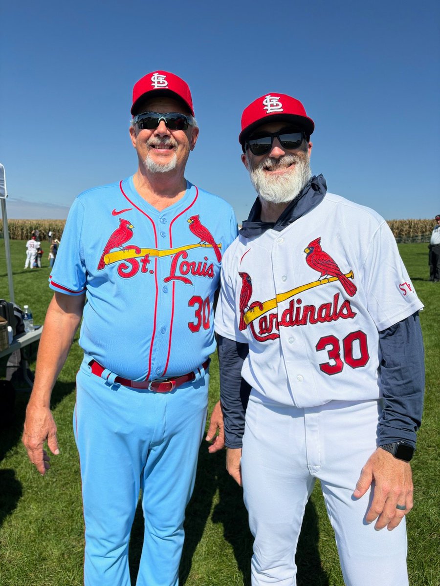 farmerbobnwmo's tweet photo. Cards Fantasy Camp is over. https://t.co/BYT2JfEAYe