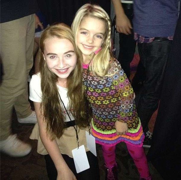 abbabrina_'s tweet photo. all joke aside tho they always looked like they could be sisters https://t.co/GcFKUNYbD7