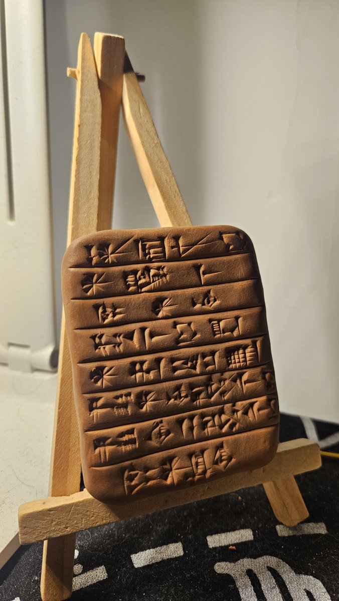 jakebaxter33's tweet photo. My apotropaic Lamaštu Amulet is drying nicely!
I'm pretty happy with it!
#Lamashtu #Mesopotamia #cuneiform #sumerian https://t.co/Knyho3bXTu