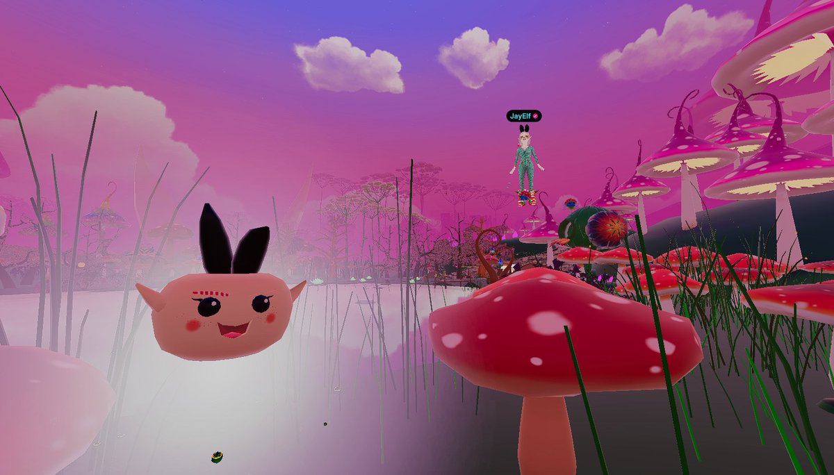 jay_kaying's tweet photo. @ShroomZoomDCL 
Oh how cute 😍 found one of the new sprites 🫶🐰🍄 
#Decentraland https://t.co/rA8dY2PRrA