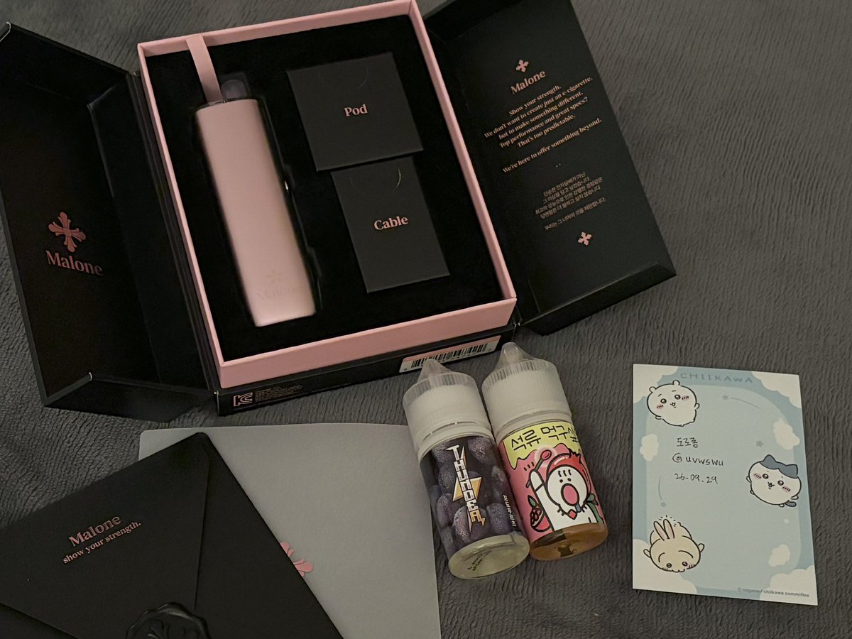uvwswu's tweet photo. 말론s 벚꽃에디션 풀박스

시리얼넘버만 확인하고 사용 안했습니당

액상 2병 같이 보내드려요!
썬더 3분의2 남음, 석류먹고싶오 1번 사용

번장 안전결제, 오픈채팅 모두 가능
택미포 9.0 / 일택 반택(CU) 가능

문의는 쪽지 남겨주세용
#전담 #전자담배 #전담댈구 #대리구매 #벚꽃말론 #말론 #말론s https://t.co/s5empMIhHw