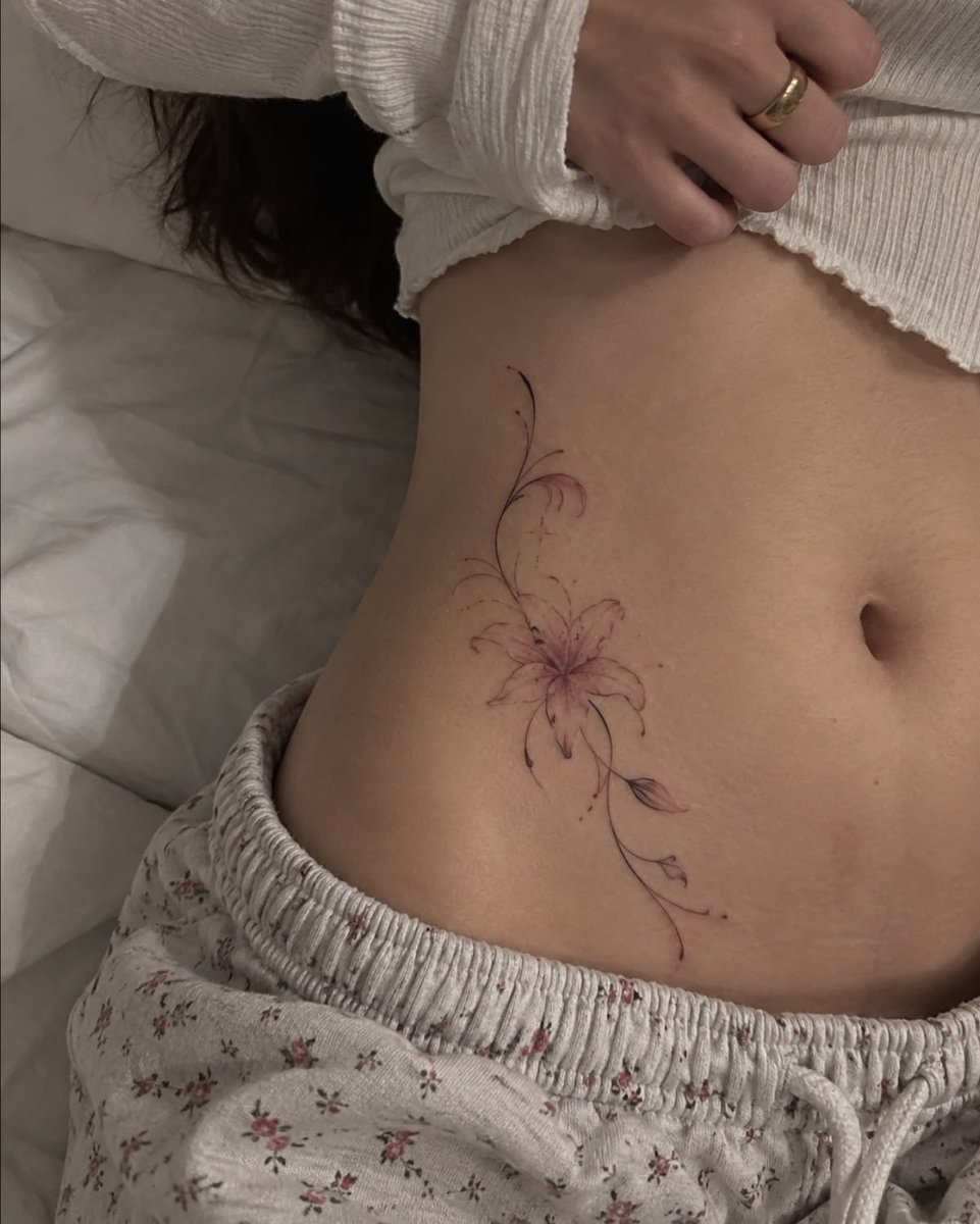 wonhehe3's tweet photo. how pinterest sees me

☆idol
☆tattoo
☆aesthetic vibes
☆outfit
 
kaya is lowkey my plug for these kind of posts https://t.co/uDtS4n0pq6