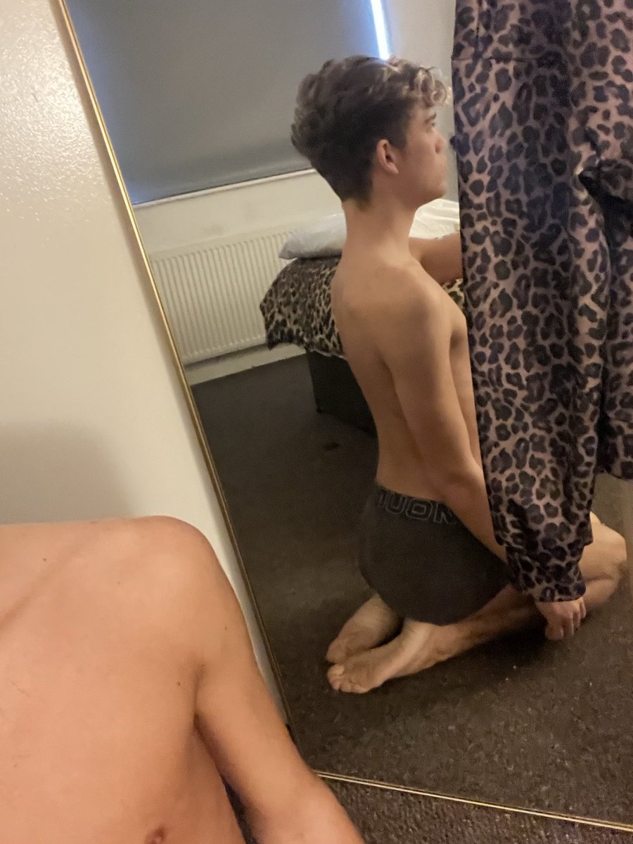 mkxo1234's tweet photo. dm 4 menu on telegram
@mkxo123 | #cheapcontent #paypig #buyingcontent #sellingcontent #findom https://t.co/y3xdXChJ44