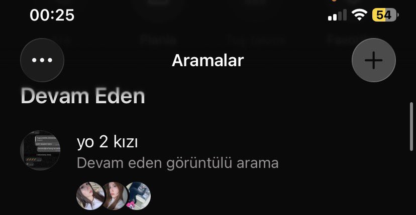 mavizapkan's tweet photo. gecenin 12 buçuğu ve sorduğum soru nasıl flörtleşiliyor unutmuşum (alvis uyuyo) https://t.co/QAbszViRCV