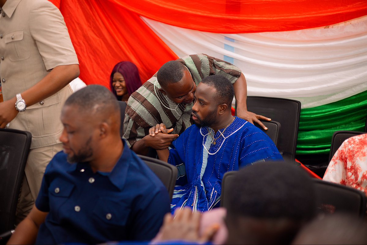 hamza_umar1111's tweet photo. A stronger organization starts with committed service, empowered members, and unity at every level.

Let’s organize. Let’s unite. Let’s empower. Let’s progress.

Hamza for Deputy National Organizer.

#DeputyNationalOrganizer #ServiceToTheParty #Grassroots #Unity https://t.co/x3fohDRRG8