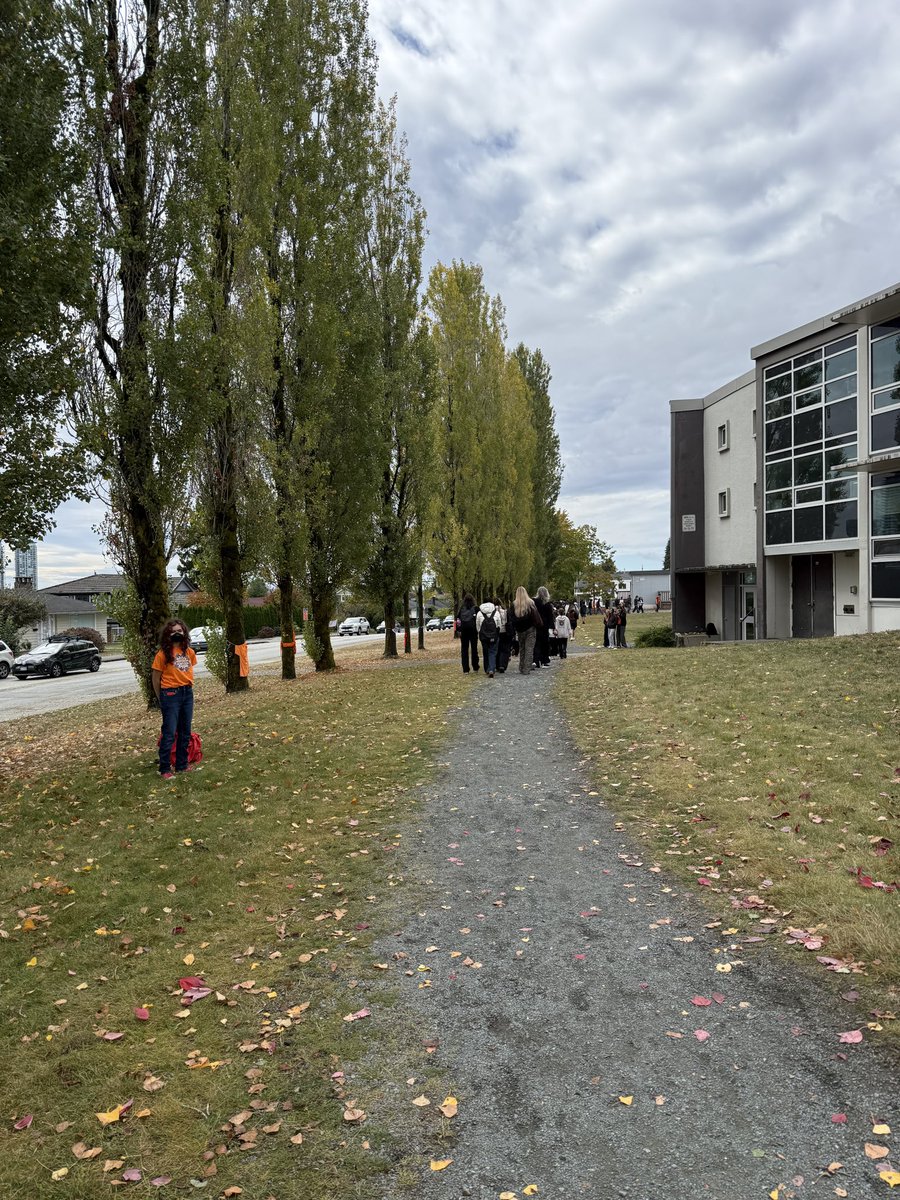 CristinaMcA41's tweet photo. A reverent walk today with Student Government’s guidance, for Truth &amp; Reconciliation. And now the front of the school bears our own art installation complete with some of our grade 8 Retreat Story Stones. #everychildmatters https://t.co/I5DmkIfNxW