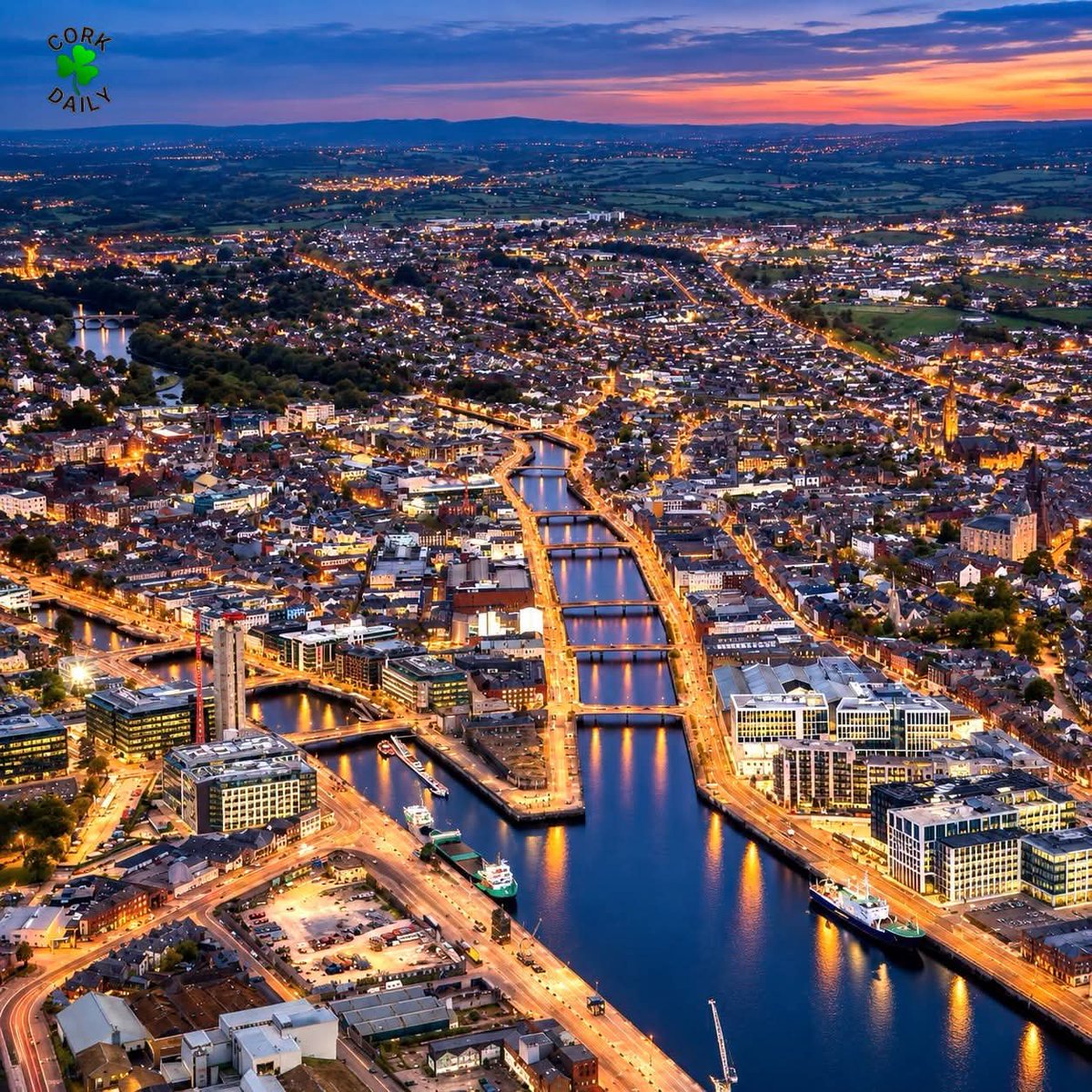 ThisIsIreland3's tweet photo. My beautiful City from above ❤️😍🤍

📍Cork City - Ireland 🇮🇪

📸 Cork Daily

#Cork #Ireland #Riverlee #Corkcity #Sunset #Beauty https://t.co/eID5o6j3QU