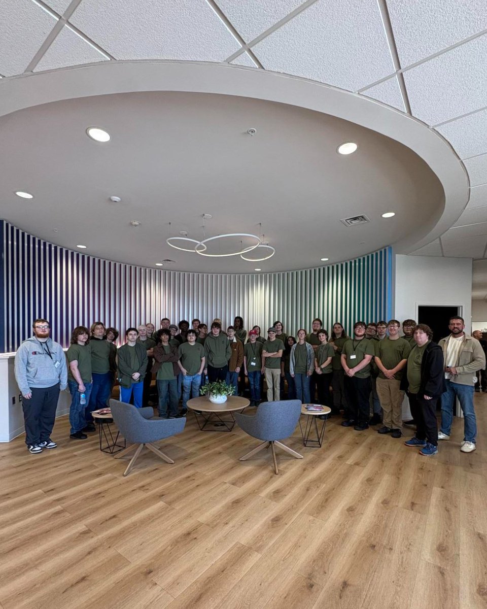 PickawayRossCTC's tweet photo. Our RAMTEC Robotics and Manufacturing students visited Anomatic in New Albany yesterday! The company makes decorative lids used for makeup and products from brands like Bath &amp; Body Works and Victoria’s Secret. Thanks for showing our students manufacturing in action! #PRCTCWorks https://t.co/4HBt4bXVB8