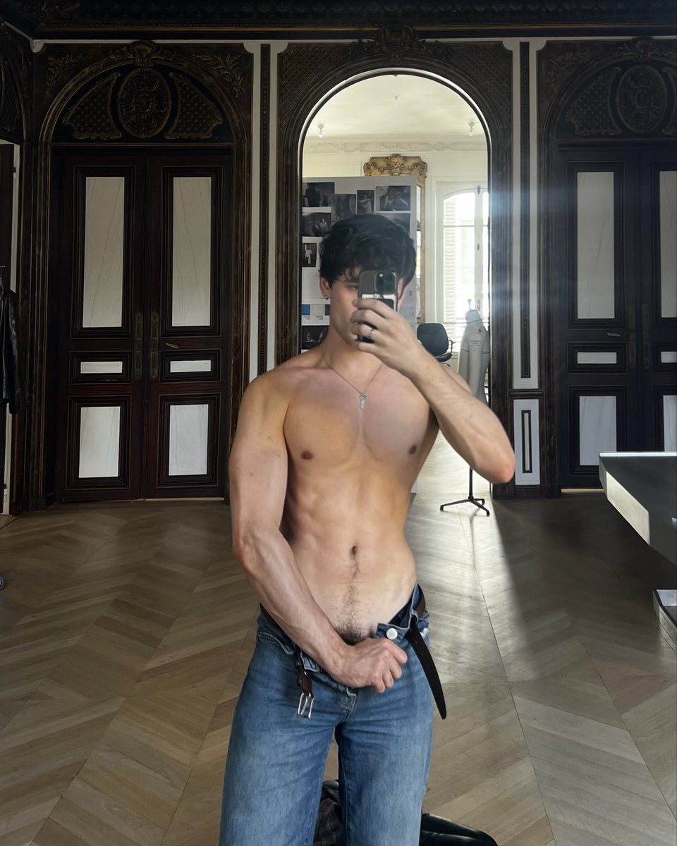 Mat190701's tweet photo. Tuesdays https://t.co/pyEiDxpECL