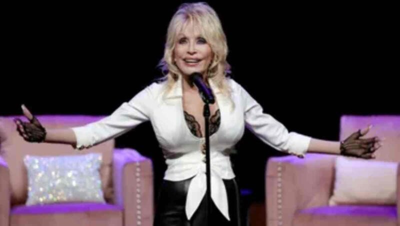 AquiAhoraGT's tweet photo. Dolly Parton tendrá su propio día oficial en Nueva York https://t.co/L3bts23xJZ #DollyParton #NuevaYork #Parton #KathyHochul #aquiahora https://t.co/9HpPabBmcU