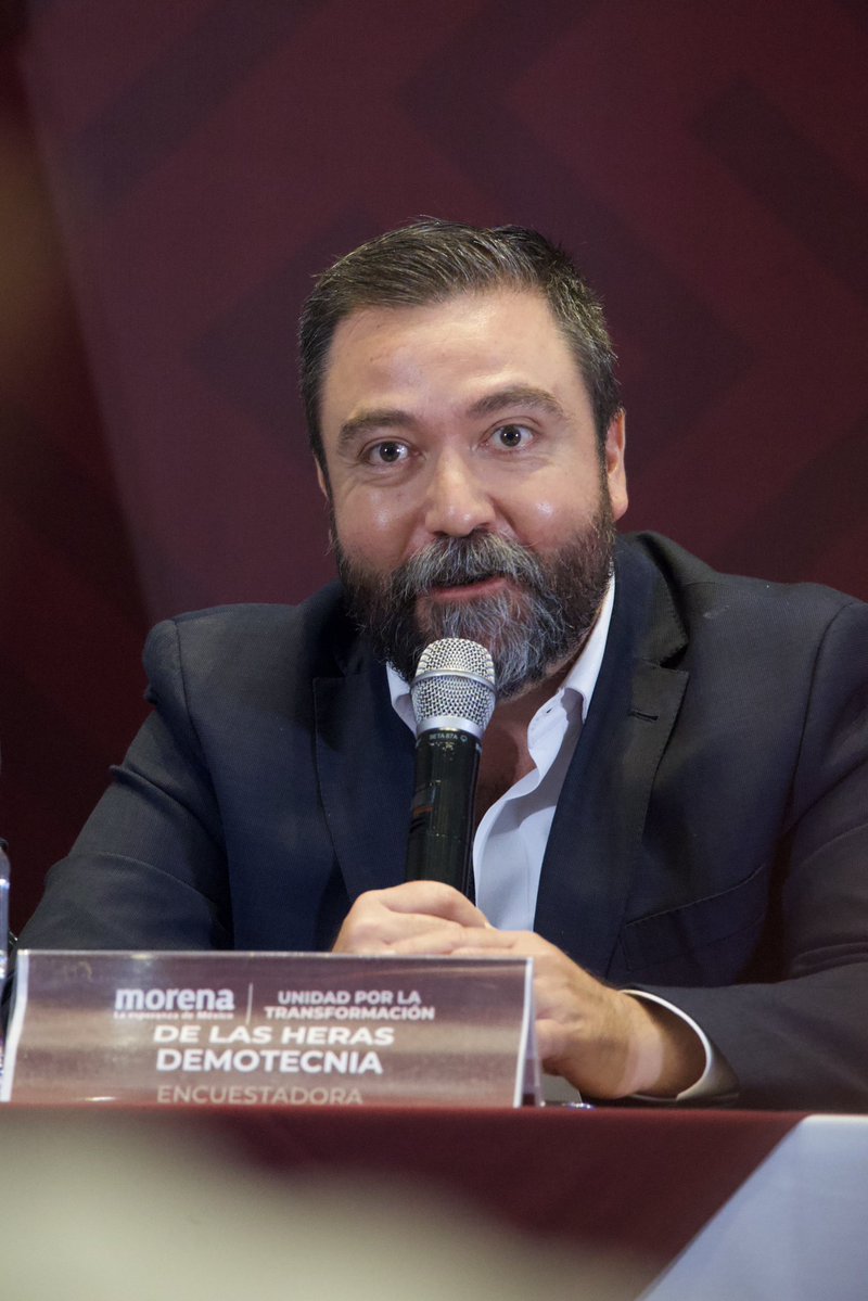 CitlaHM's tweet photo. Hoy @PartidoMorenaMx hizo públicos los resultados de las encuestas realizadas para definir las Coordinaciones Estatales de Defensa de la Transformación y la Soberanía Nacional. y, junto con las y los representantes de las casas encuestadoras, se presentó la metodología utilizada y la manera en que se desarrolló el proceso.

Participaron Votia, Buendía & Márquez, Covarrubias y Asociados, Defoe, De las Heras Demotecnia, Enkoll y Mendoza Blanco y Asociados, además del equipo técnico de encuestas de morena.