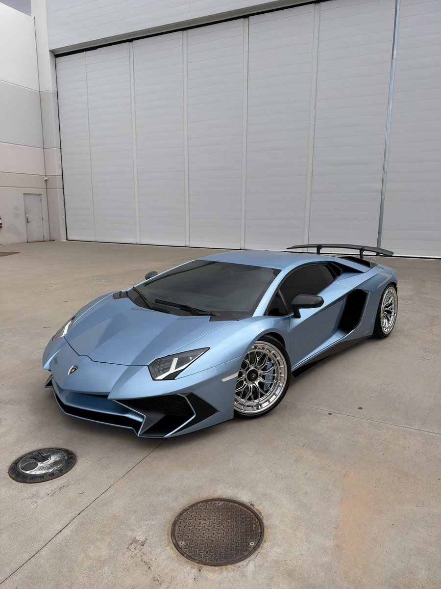 fwtapwater's tweet photo. My new 1 of 1: 

Dove Blue Lamborghini Aventador SV https://t.co/6IDjmWXfu2