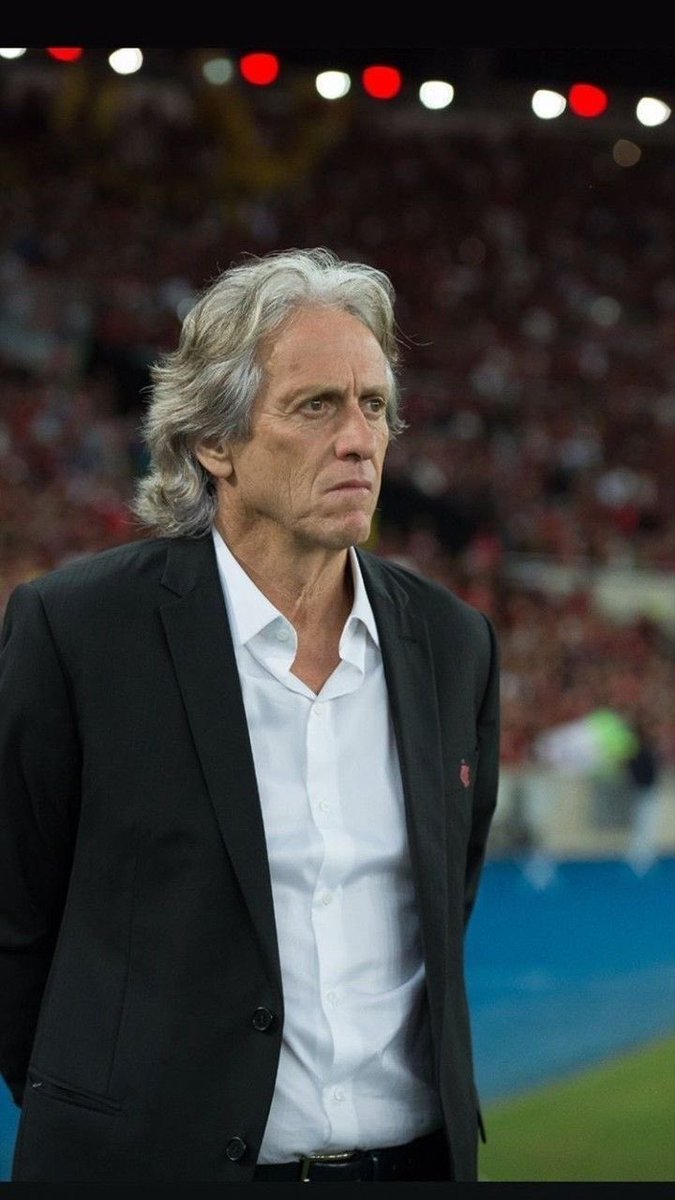 claudiashandi's tweet photo. Eu sei de que lado estou. Espero que ele não ceda. Ninguém tem que se justificar pelo trabalho que faz. Ninguém tem que se ajoelhar perante o Ronaldo.
Portugal acima de tudo, dentro e fora do campo. https://t.co/OuQgoDRGPV