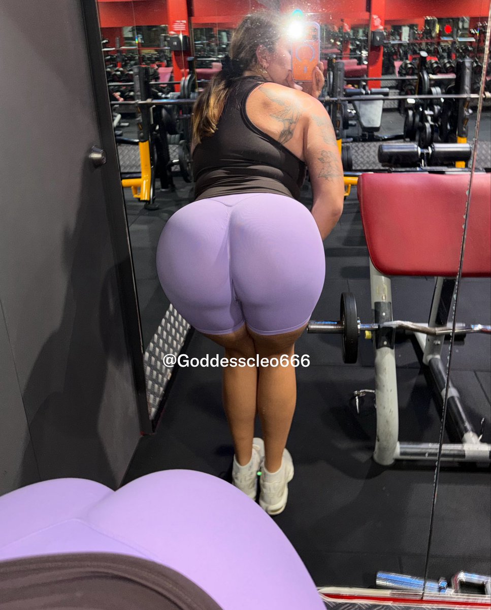 goddesscleo666's tweet photo. I just want to see you beg for it in the comments. https://t.co/OZZ9uXIBrS