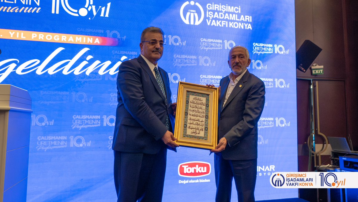 GivKonya's tweet photo. GİV Konya 10. Yıl Programımızda, Çalışma ve Sosyal Güvenlik Bakan Yardımcımız @farukozcelikgsb  katılımcılarımıza hitap etti.

Sayın Bakan Yardımcımıza, 10. yıl programımıza teşriflerinden ve kıymetli katkılarından dolayı teşekkür ediyoruz.

#GİVKonya #10Yıl #GirişimdenGeleceğe https://t.co/NzVe5RWmYJ