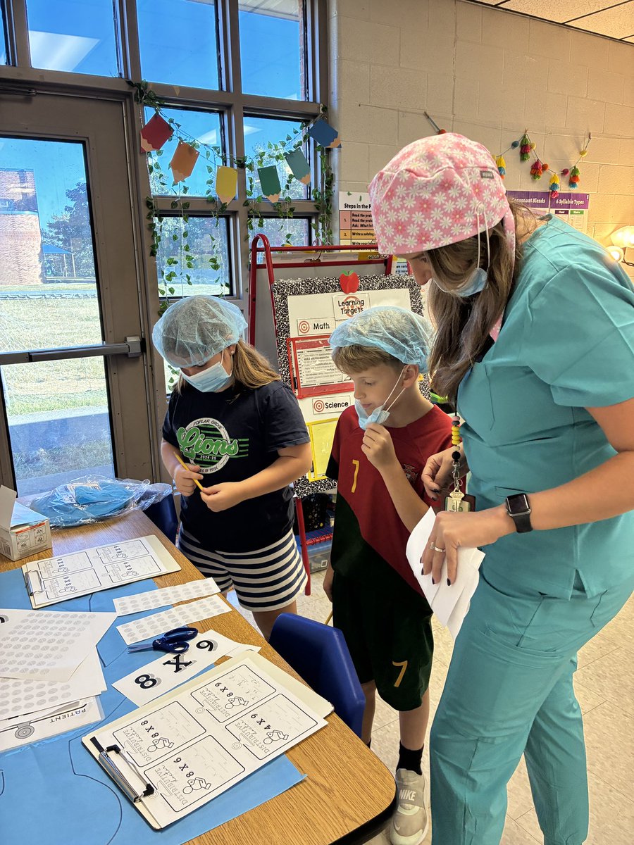 fssdPGES's tweet photo. 🩺✂️ 3rd grade Math doctors in action! Students “operated” on arrays to practice the distributive property—cutting, adding, and solving together! 🧮✨ https://t.co/YnrSzusRA5