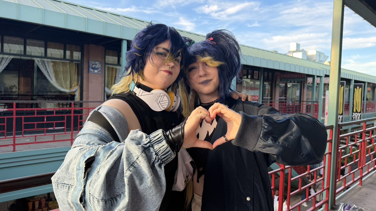 jayvikbrainrot's tweet photo. Truly the best siblings 🩵

— Alune : @justcalmebug 
#HEARTSTEEL #LeagueOfLegends #Aphelios #Alune https://t.co/TnKaHXUtqd